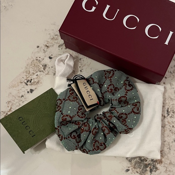 Gucci Elegant Green and Brown Hair Scrunchie with Shiny Rhinestones